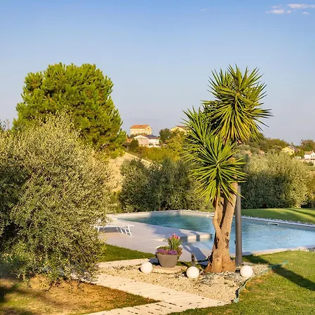 Casal La Ponderosa Bed & Breakfast *